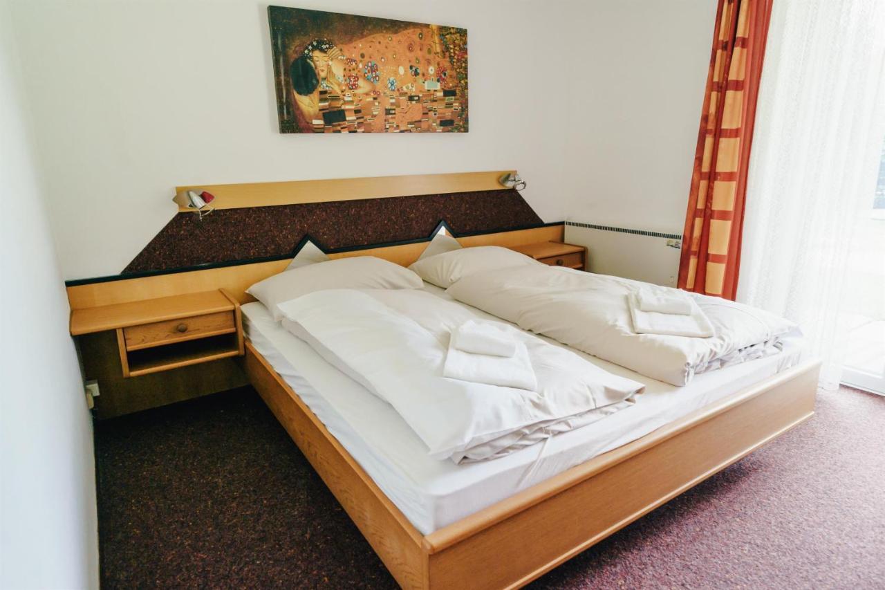 Gaestehaus Frank Hotel Velden am Wörthersee Екстериор снимка
