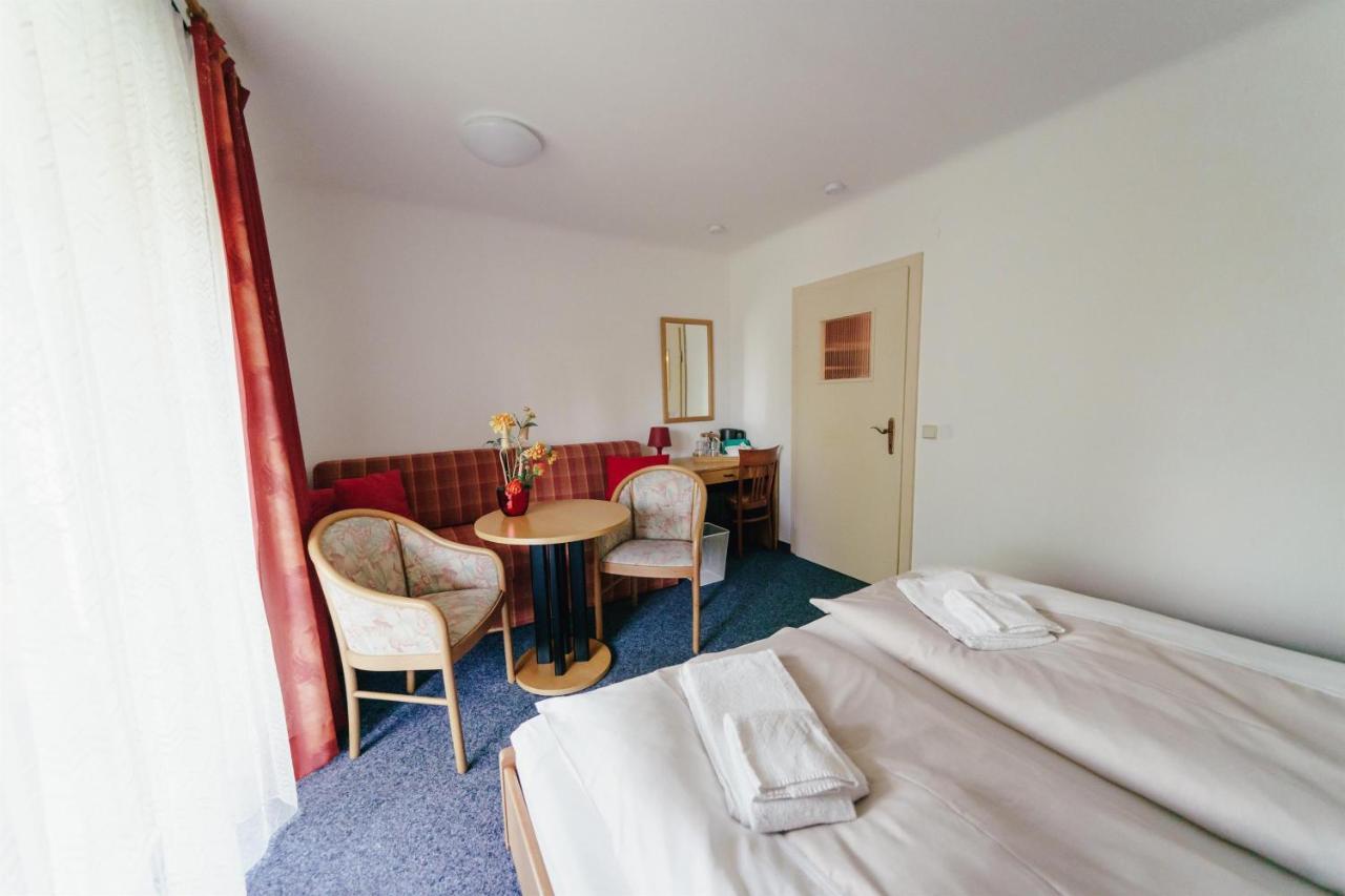 Gaestehaus Frank Hotel Velden am Wörthersee Екстериор снимка