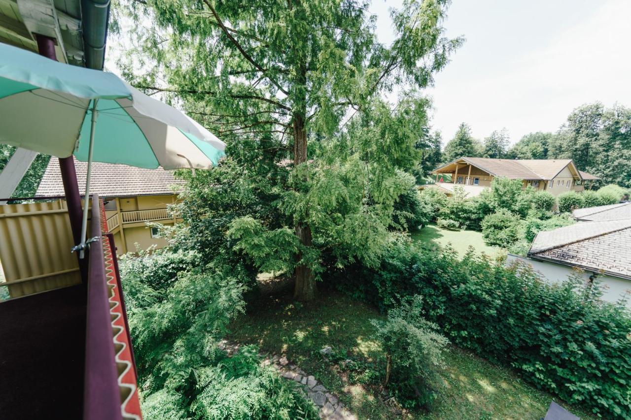 Gaestehaus Frank Hotel Velden am Wörthersee Екстериор снимка