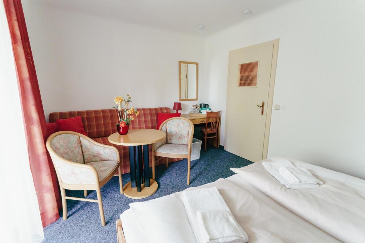 Gaestehaus Frank Hotel Velden am Wörthersee Екстериор снимка