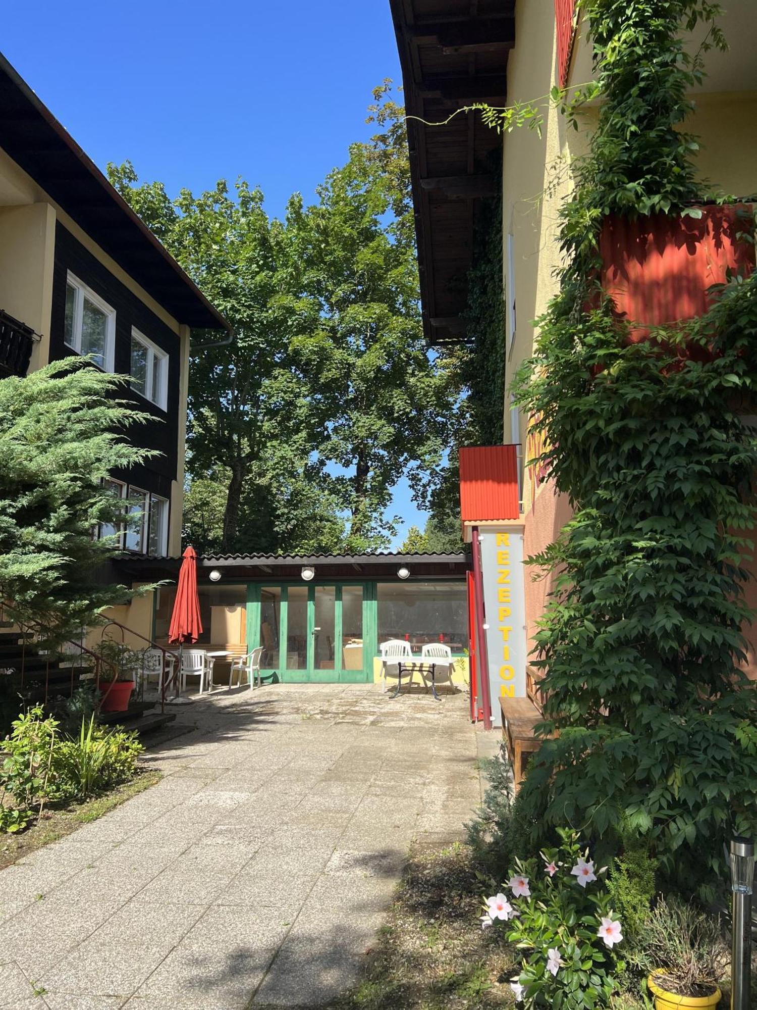 Gaestehaus Frank Hotel Velden am Wörthersee Екстериор снимка