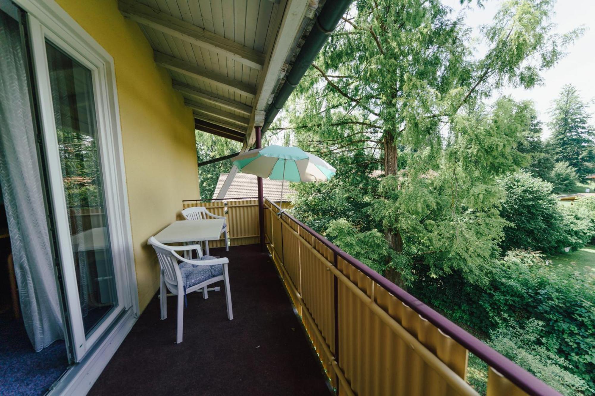 Gaestehaus Frank Hotel Velden am Wörthersee Екстериор снимка